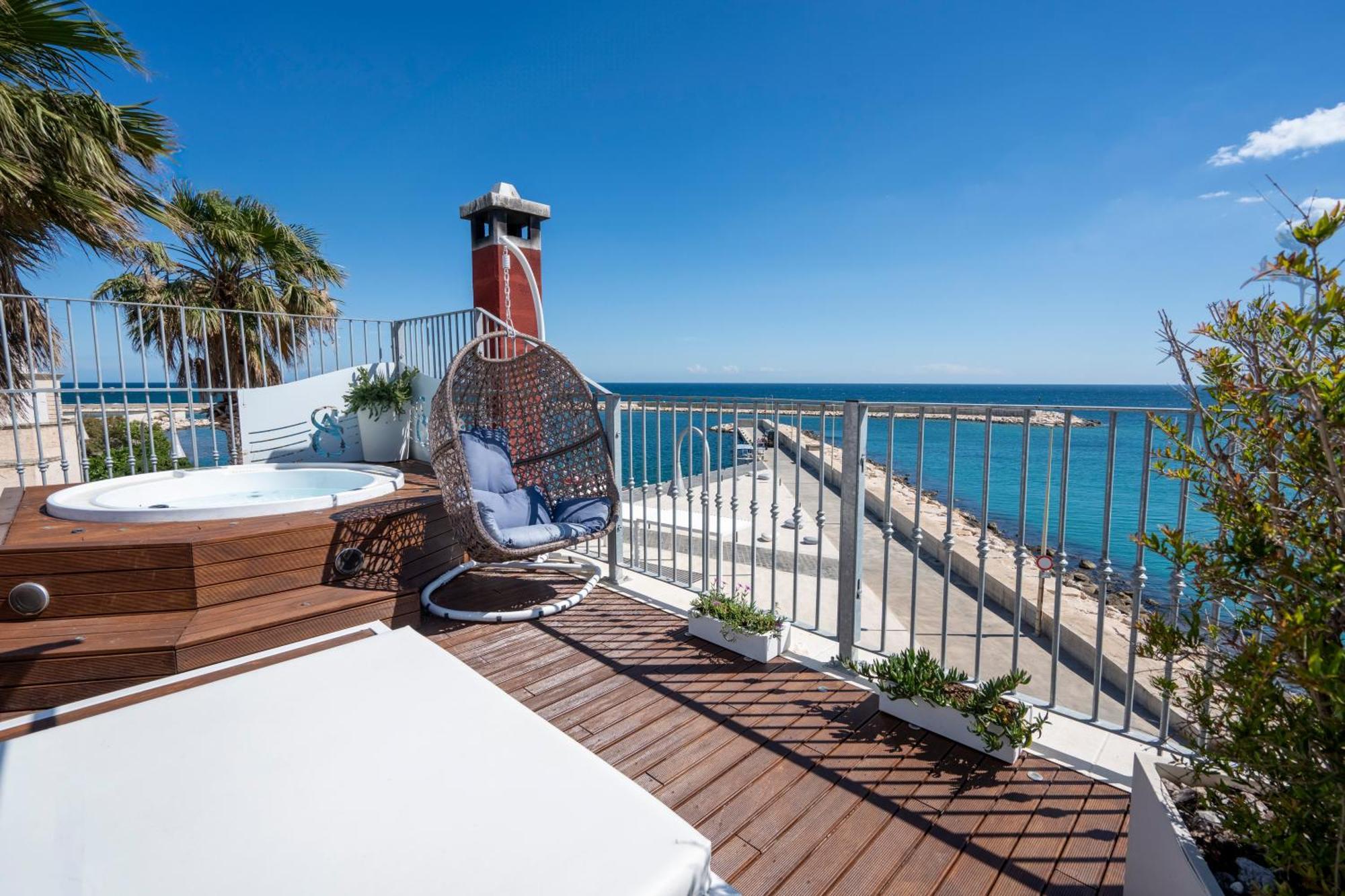 Apulia Charming Suites - Casa Rossa Suite Perla E Suite Corallo Savelletri Exterior foto
