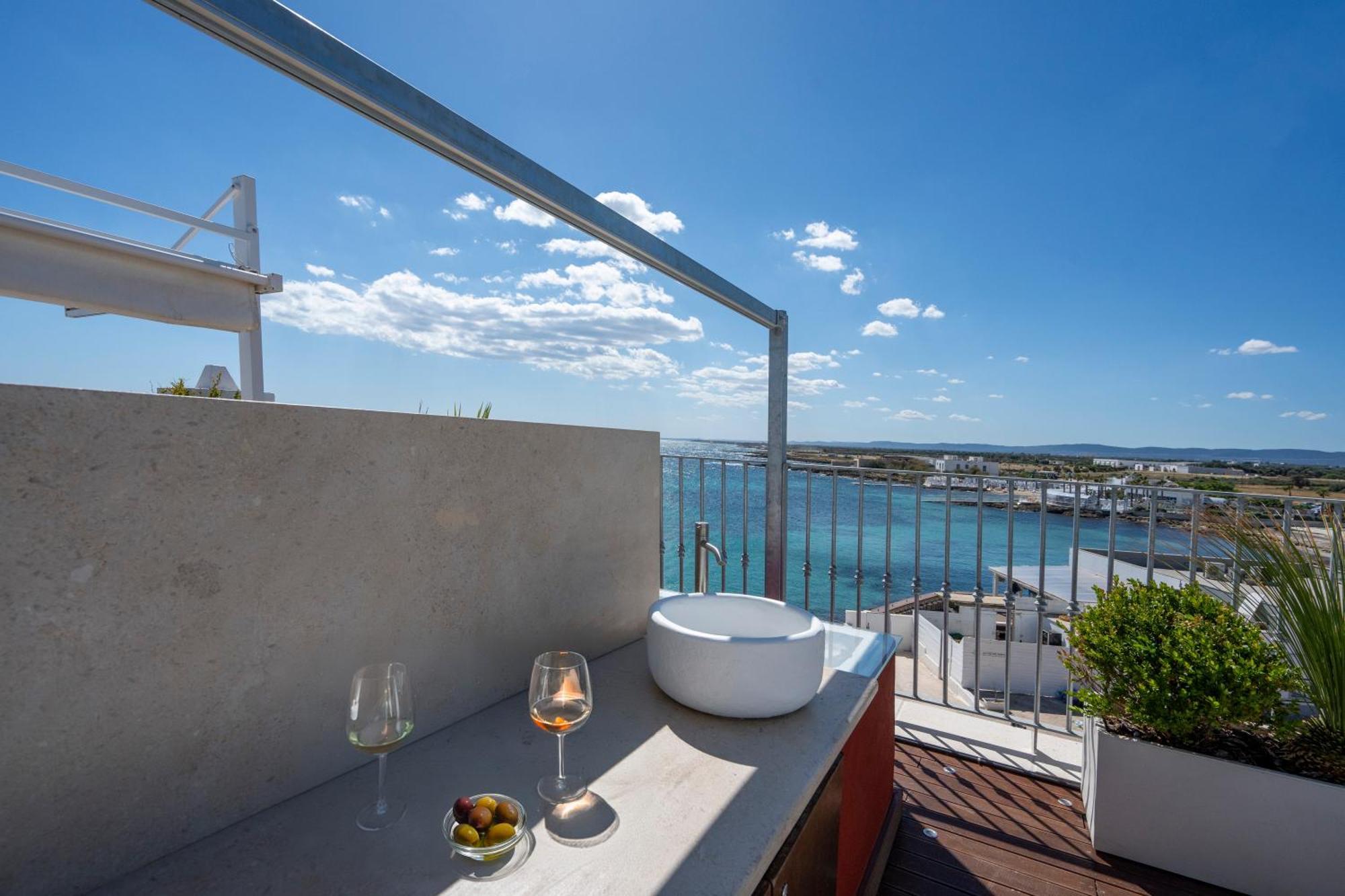 Apulia Charming Suites - Casa Rossa Suite Perla E Suite Corallo Savelletri Exterior foto